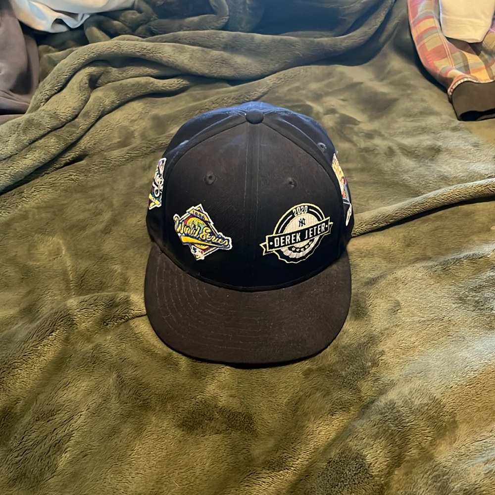 Rarely worn ny World Series patch new era fitted hat size 7 1/4